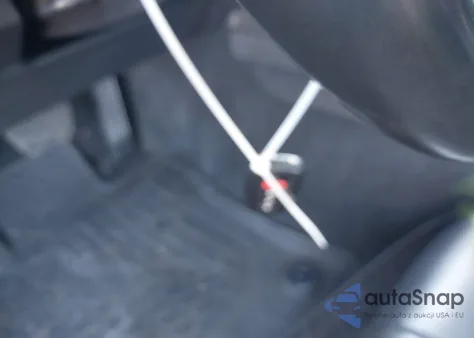 2022 Toyota Camry Xle Hybrid z USA, uszkodzony, nr VIN 4T1F31AK9NU576219